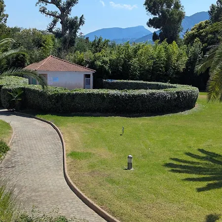 Cala Di Sognu Moriani Face à La